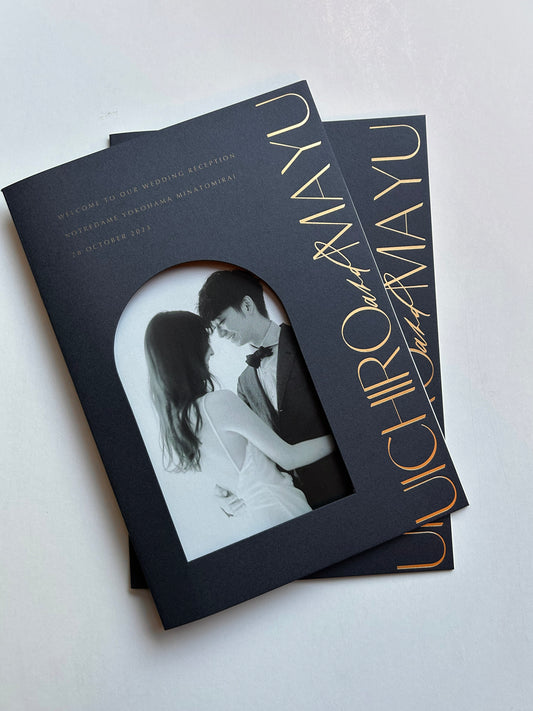 結婚式　ペーパーアイテム　プロフィールブック　おしゃれ　シンプル　高級感　席次表　メニュー表　seanature  ホテルウェディング アーチ型　ネイビー　箔押し